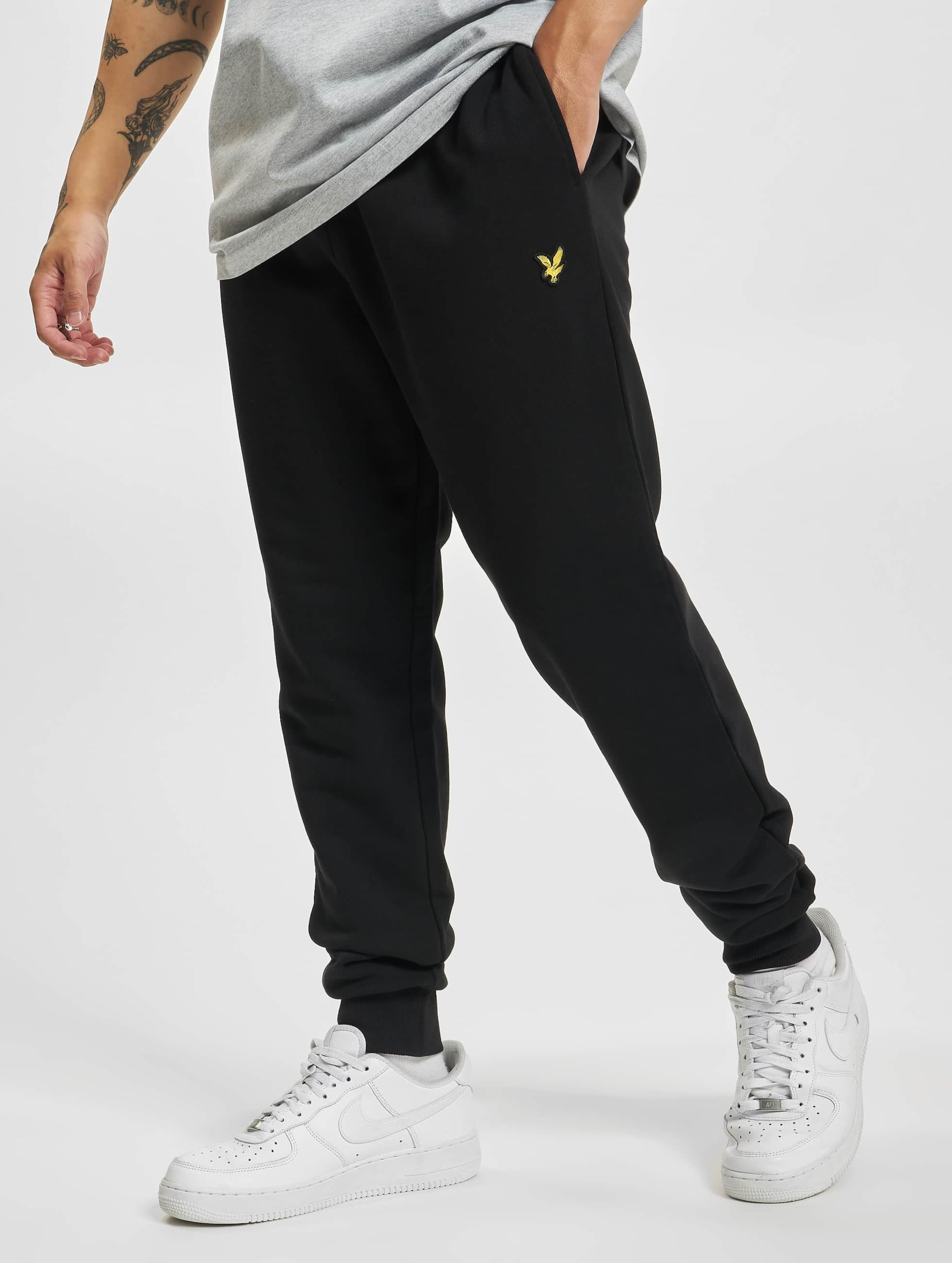 Lyle & scott sweatpants on sale