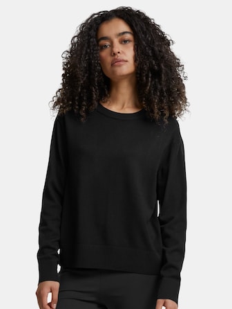 Ladies Knitted Roundneck 