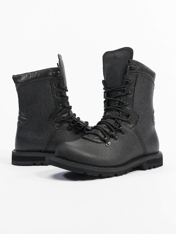 BW Kampfstiefel Modell 2000-0