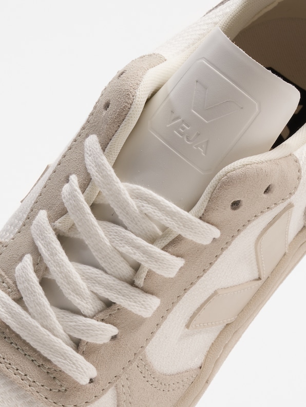 Veja V-10 B-Mesh Sneakers-7