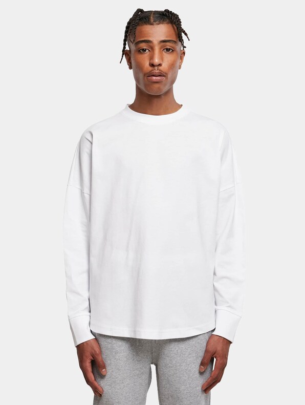 Oversized Cut On Sleeve-2