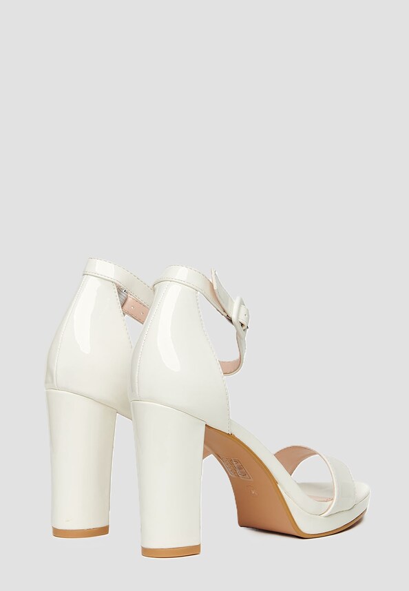 77 Schuh Sandalette-1