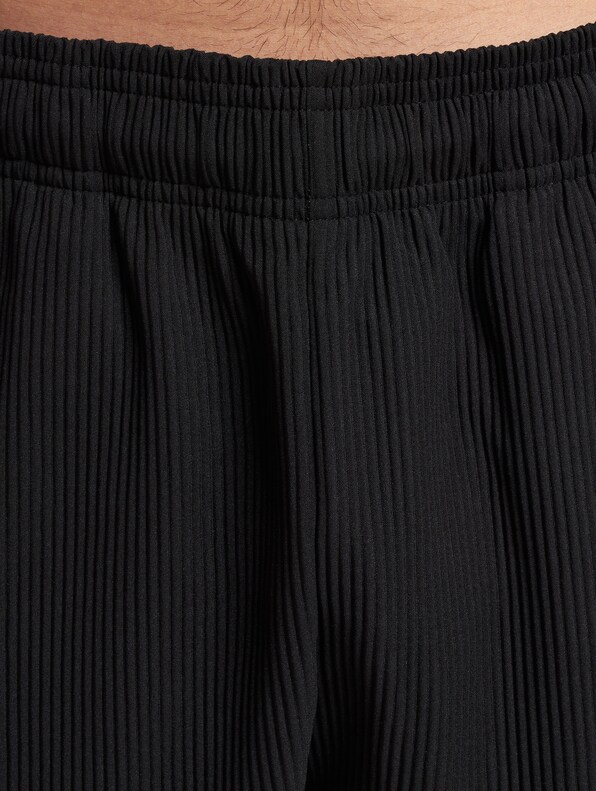 PEGADOR Troy Plissee Shorts-4