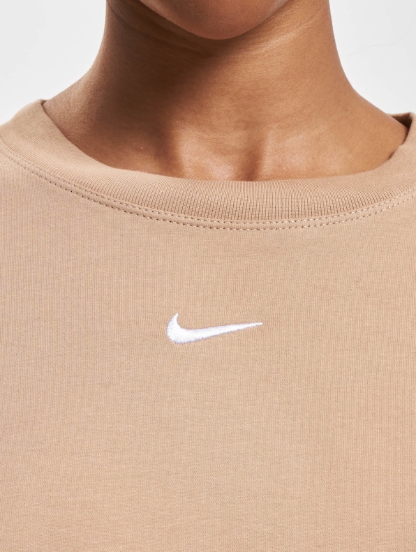 Nike Essential T-Shirt-3