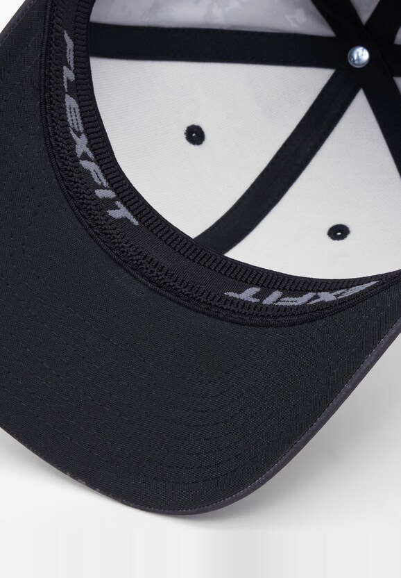 Flexfit® Veil Camo™-3