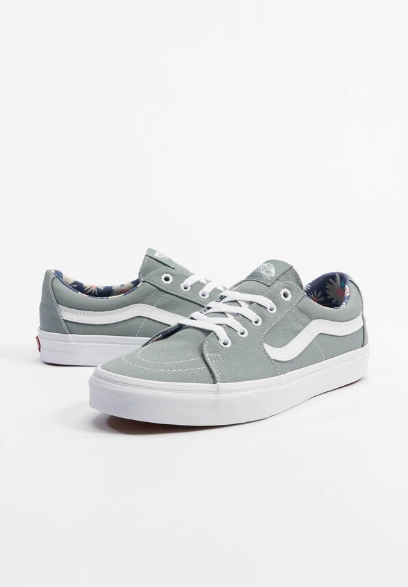 UA Sk8-Low-9