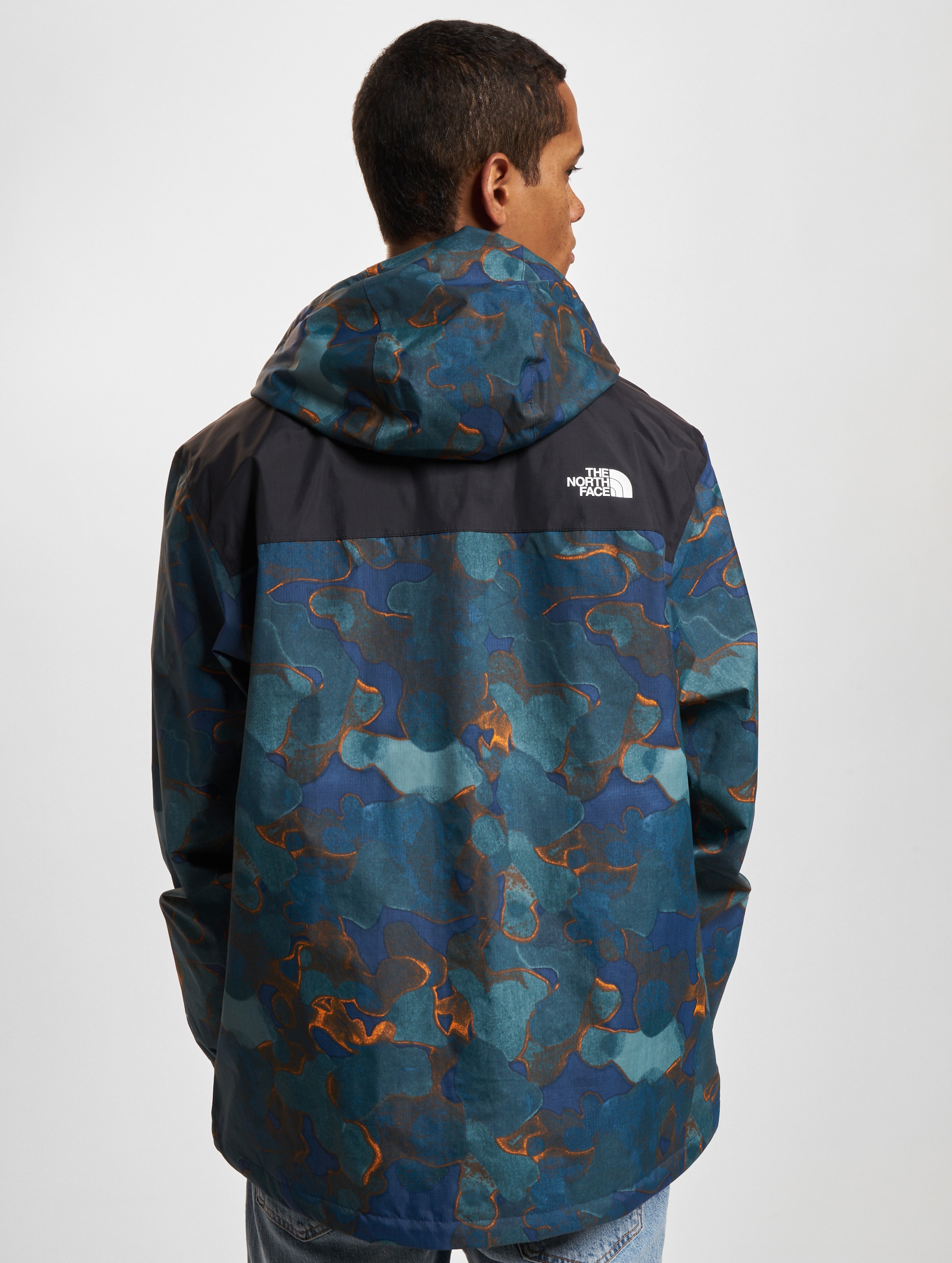 The north face 1990 mountain q jacket on sale camo