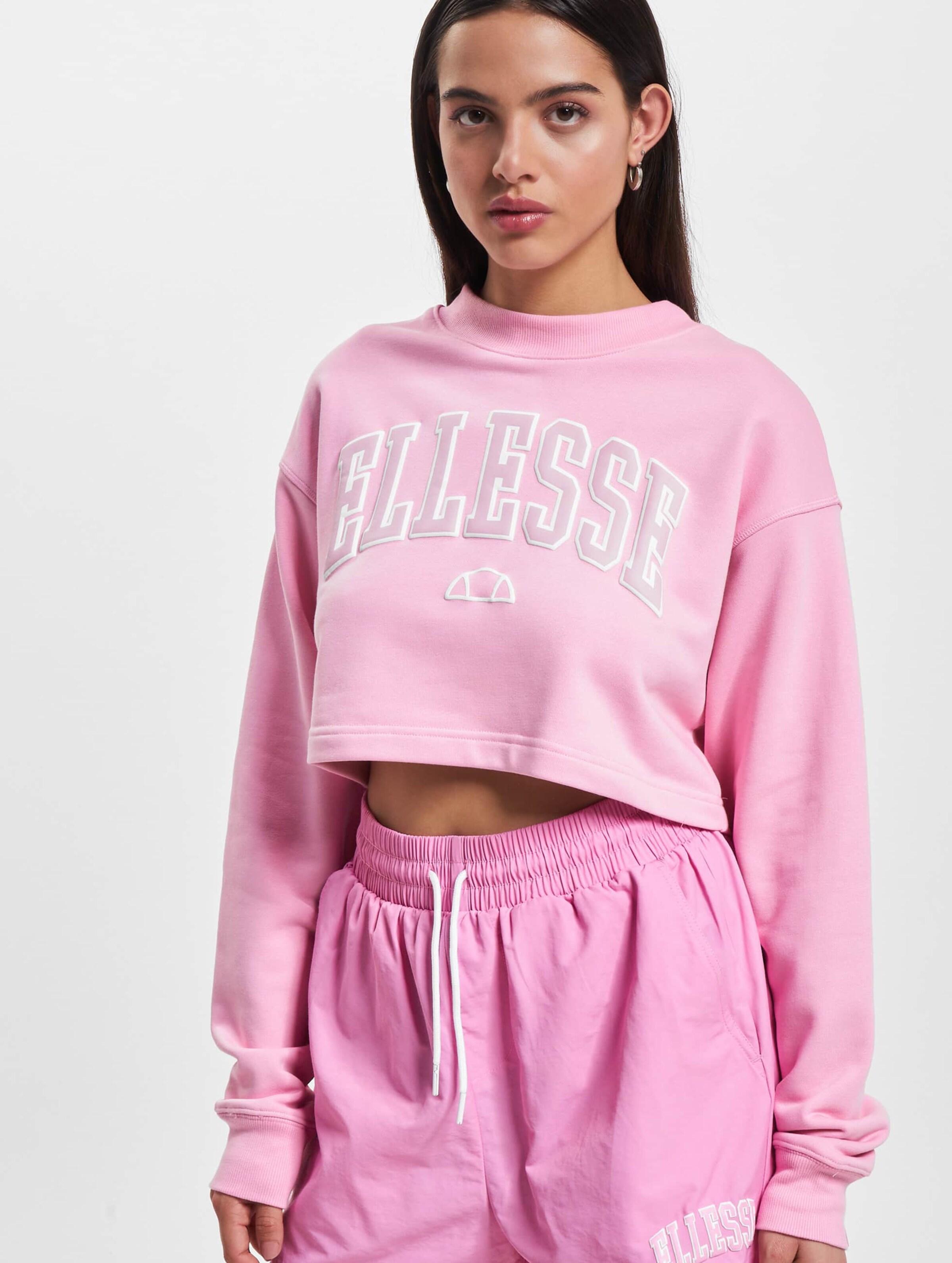 Pull ellesse shop crop top