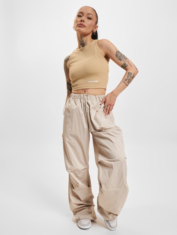 Ayla Crop-5