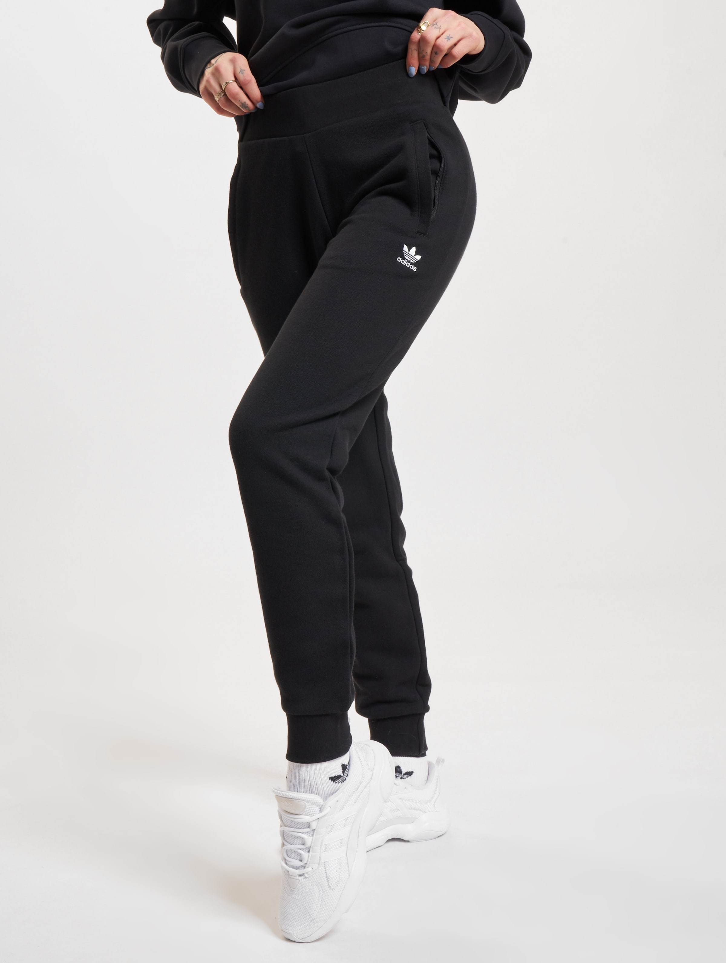 adidas Originals Adicolor Essentials Slim Jogginghosen Vrouwen op kleur zwart, Maat XL