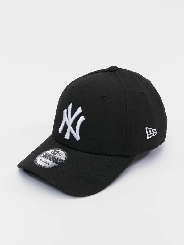 MLB New York Yankees Monochrome 9Forty-0