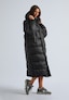 black_157044
