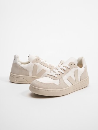 Veja V-10 B-Mesh Sneakers