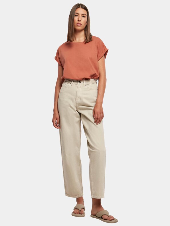 Extended Shoulder -3