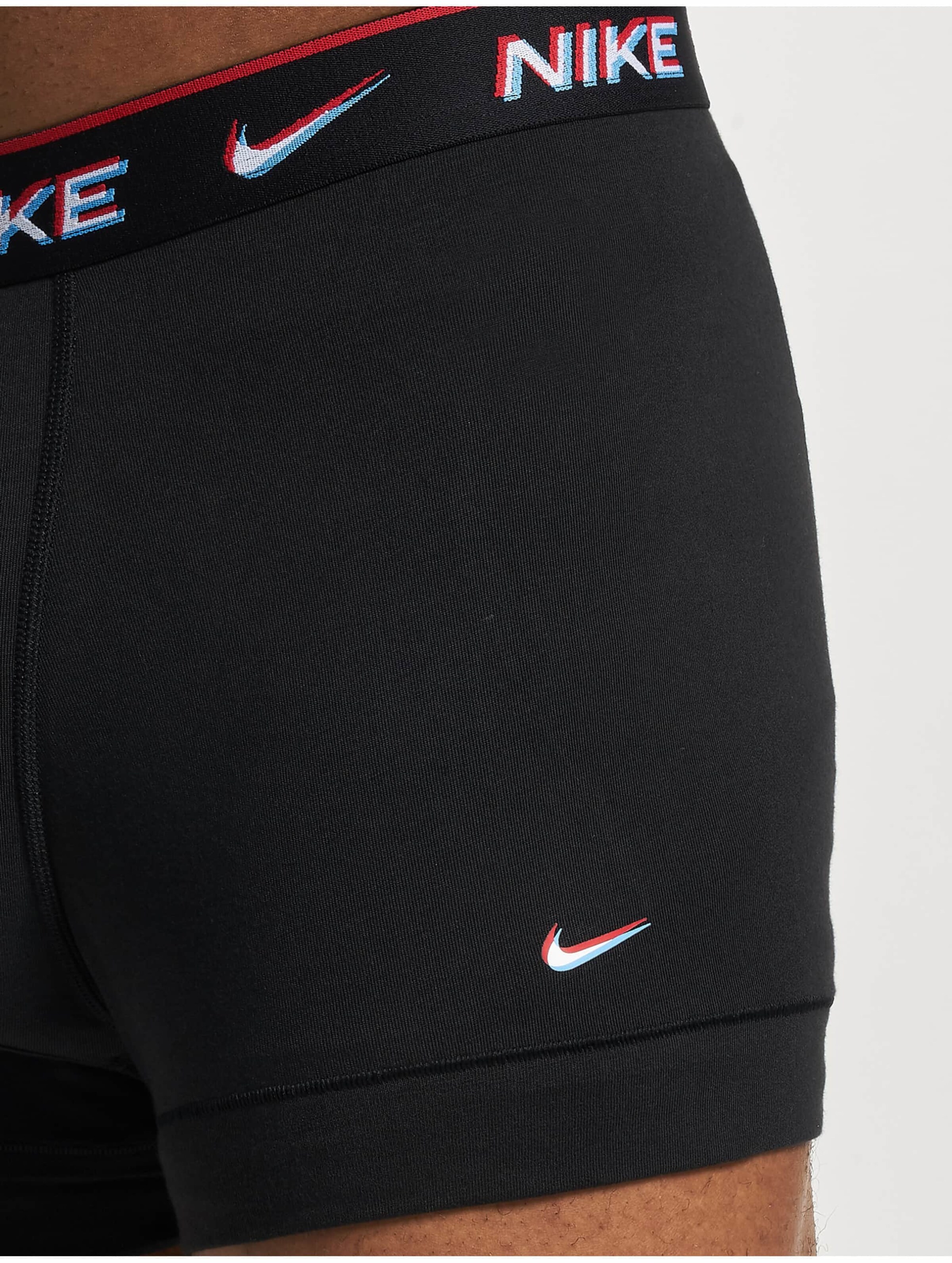 Black nike pro spandex on sale