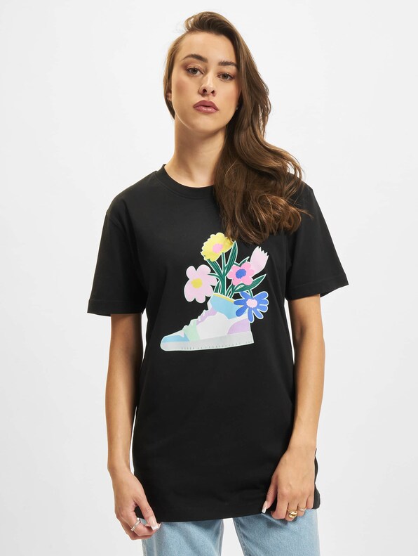 Ladies Flower Sneaker-2