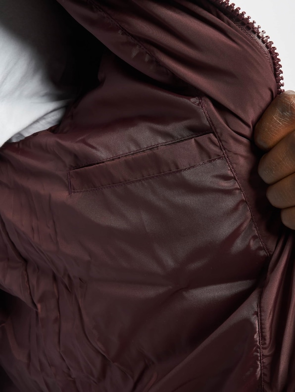 Hooded -4