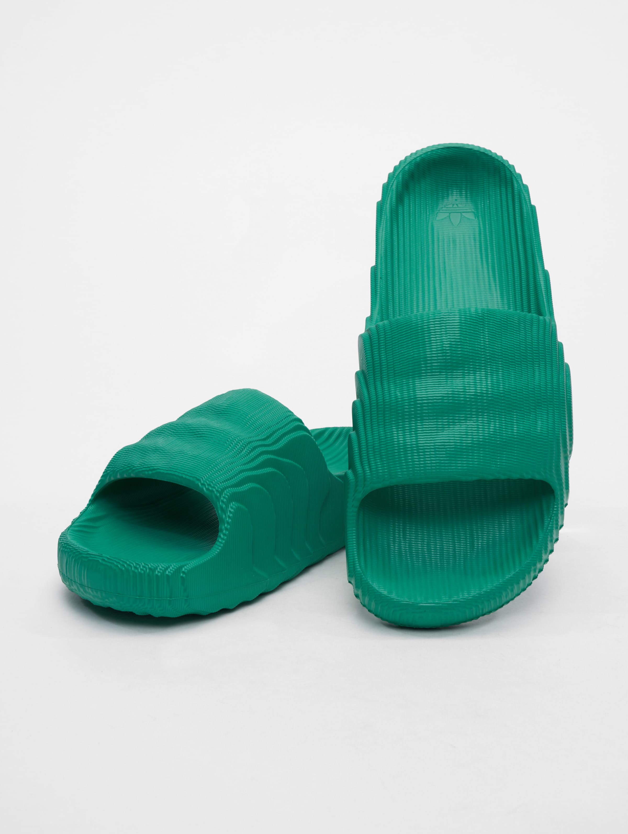 adidas Originals Adilette 22 Sandalen Frauen,Männer,Unisex op kleur groen, Maat 38