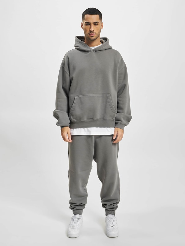 Oversized -3