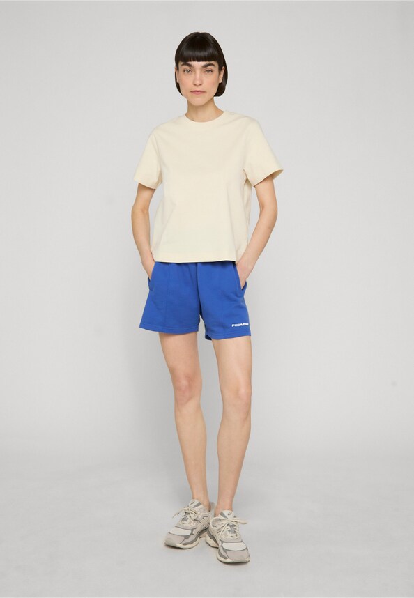 Ladies Basic Boxy Tee-2