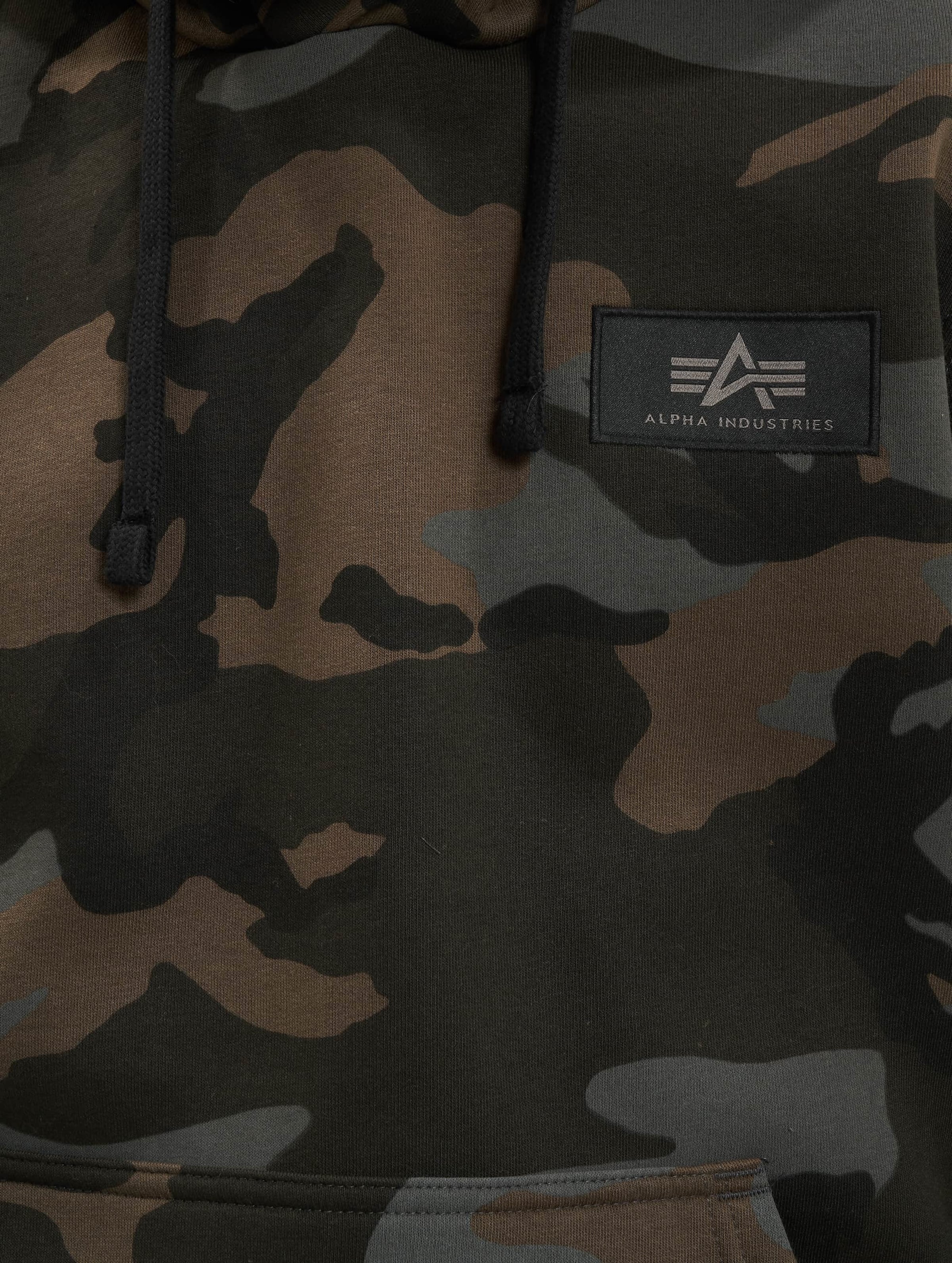 Alpha industries hotsell camouflage hoodie