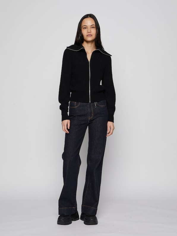 Fia Zip High Neck -2