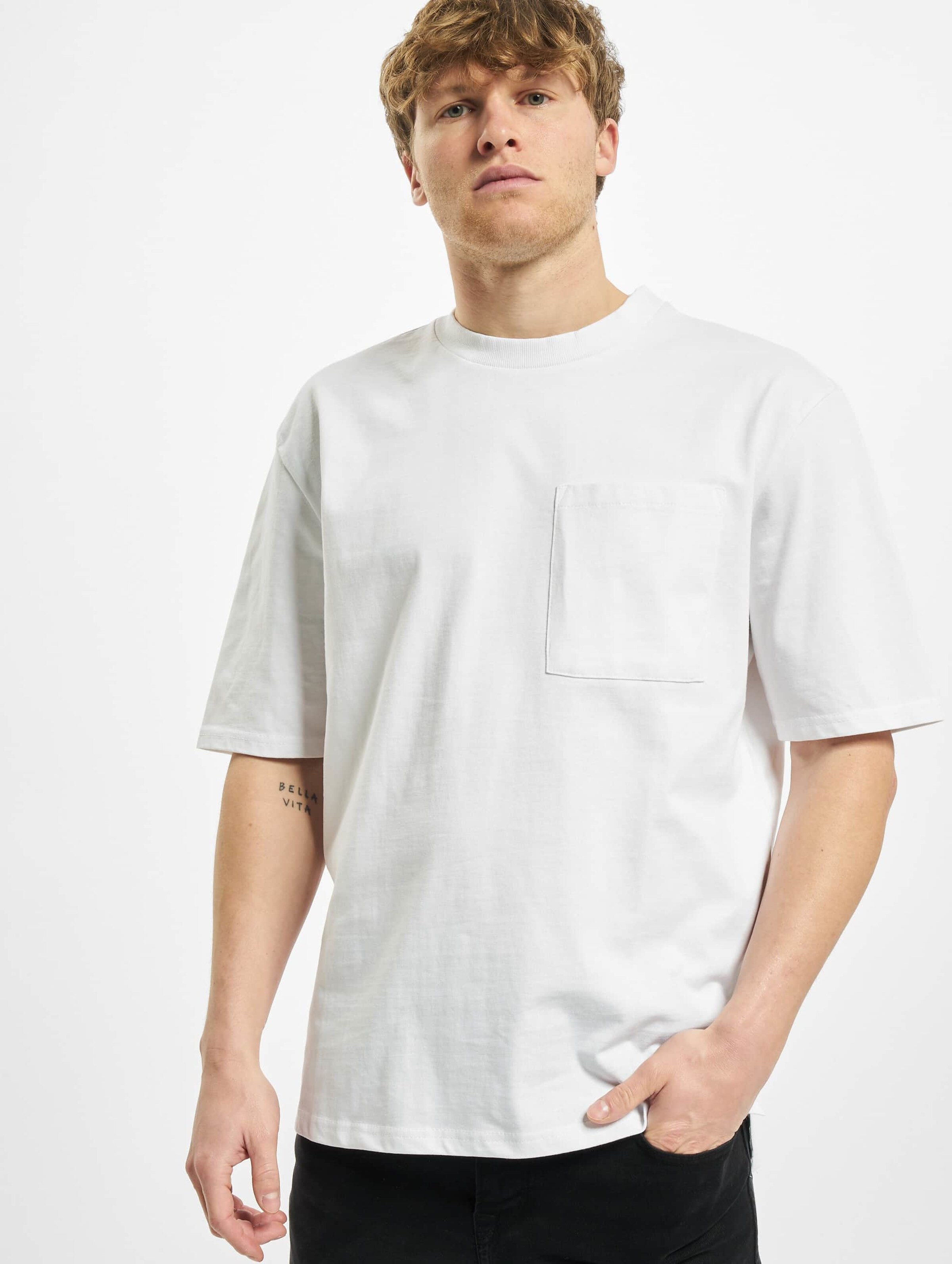 boxy pocket tee