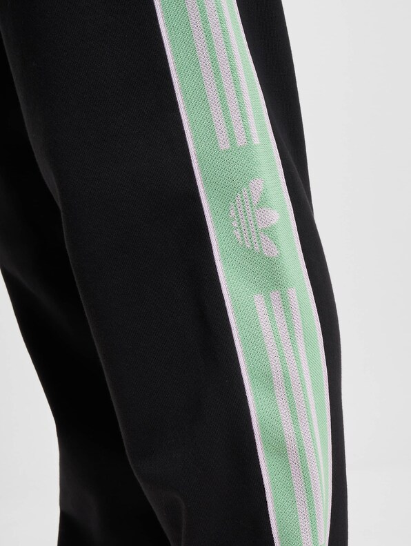 adidas Tape Jogginghose-3