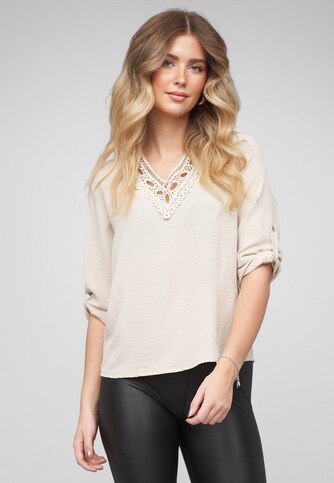 Blouse with turn-up sleeves