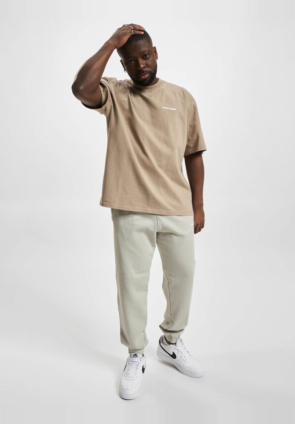 Logo Oversized-3