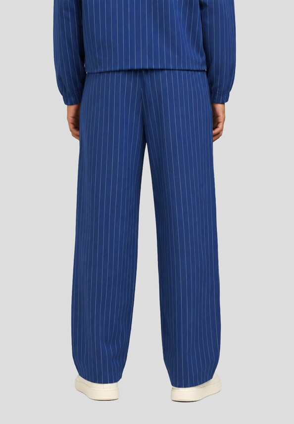 PINSTRIPE-1