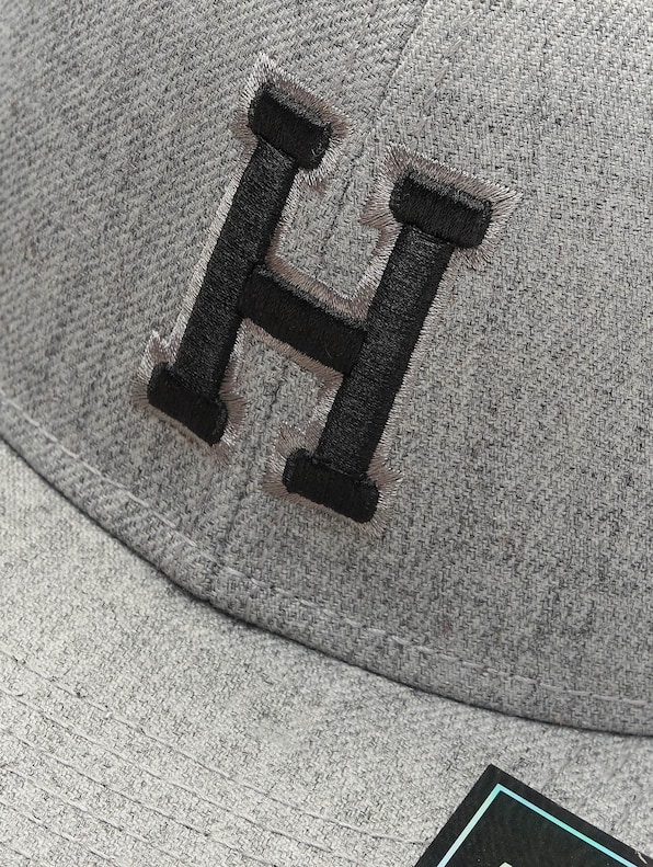 H Letter-3