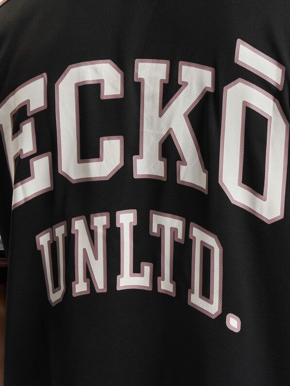 Ecko -4