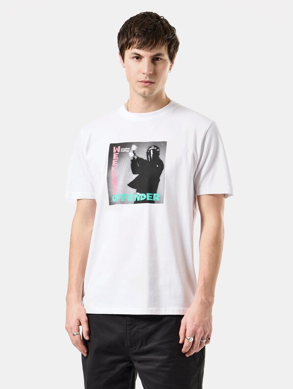 Weekend Offender LONDON CALLING GRAPHIC TEE-0