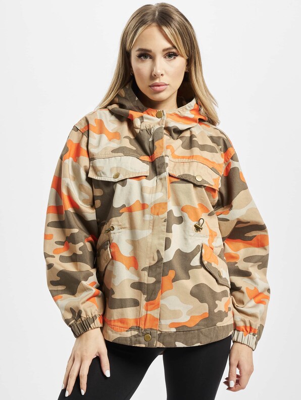 Ladies Oversized Camo-2