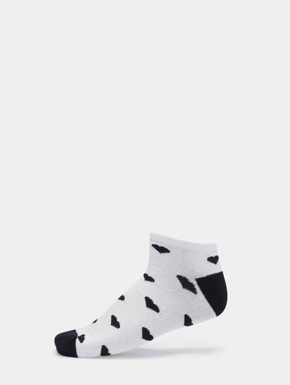 Heart Sneaker 7-Pack-1