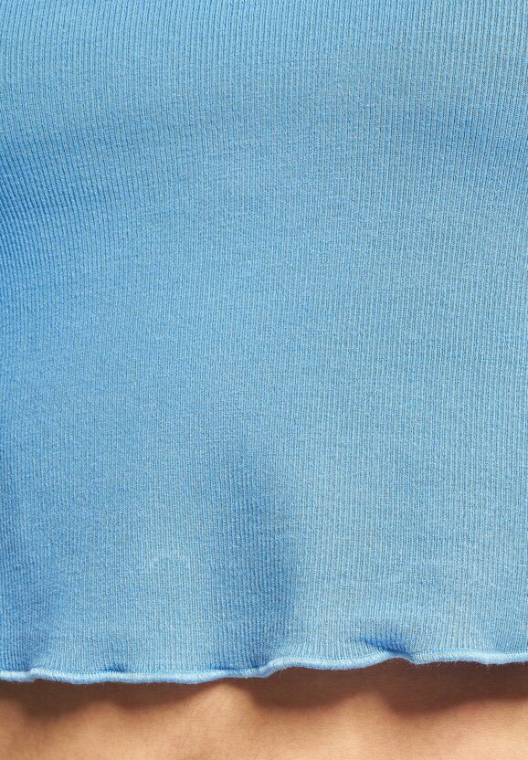Kika V-Neck -3