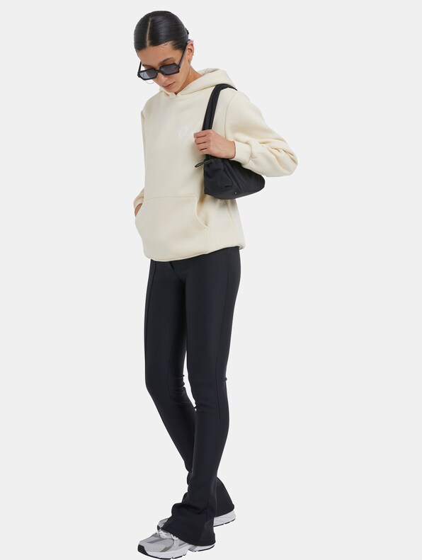 Good Vibes Ladies Fluffy-3