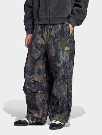 adidas Originals Camo Q1 Jogginghosen