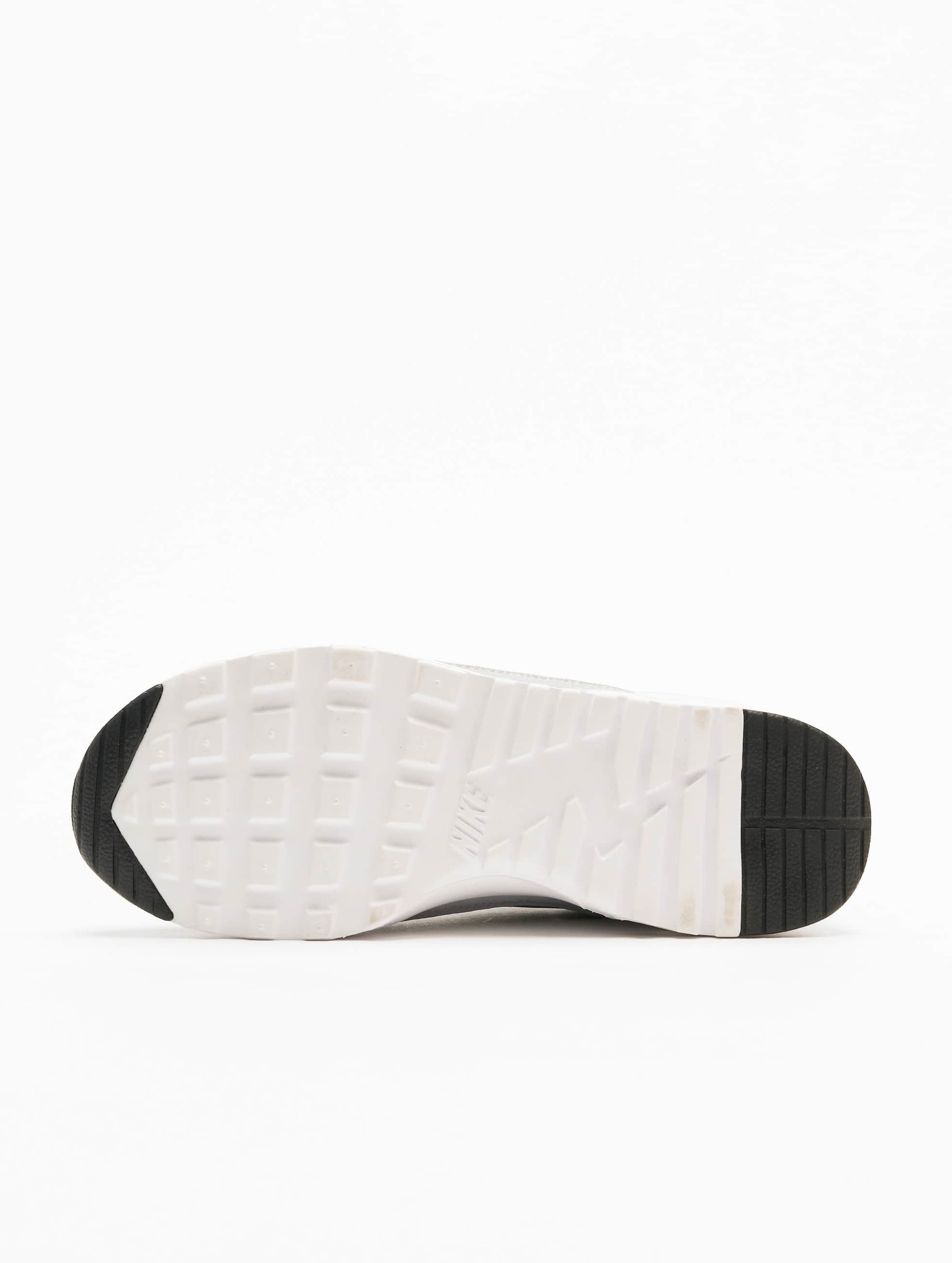 Black and white nike thea womens on sale