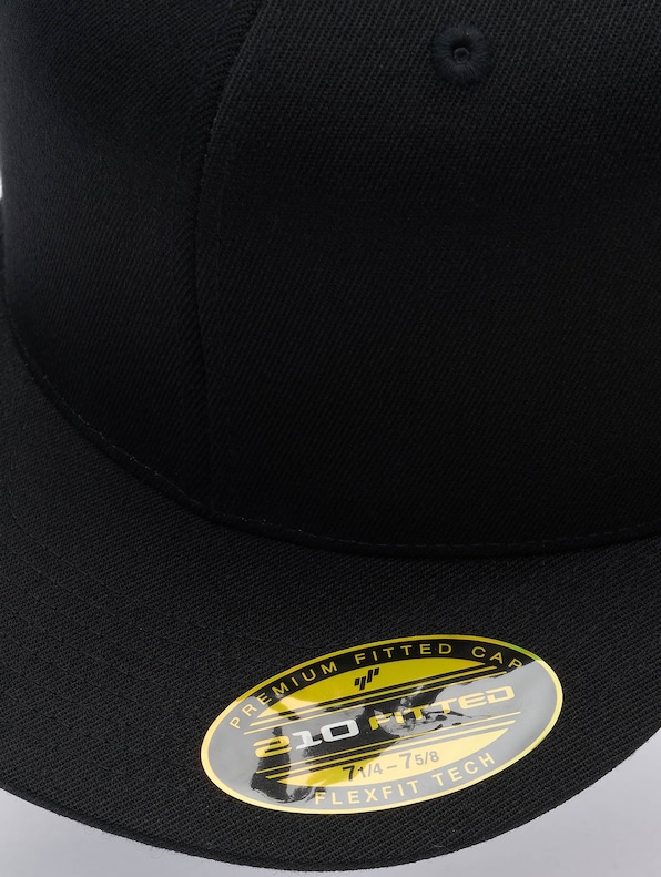  Premium 210 Fitted-3