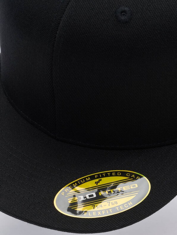  Premium 210 Fitted-3