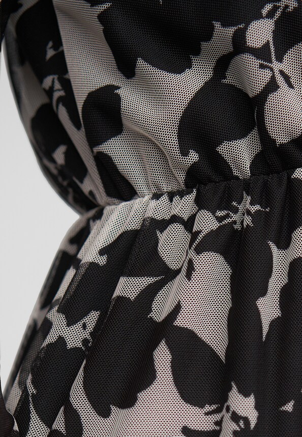 Long-sleeved Dress-4