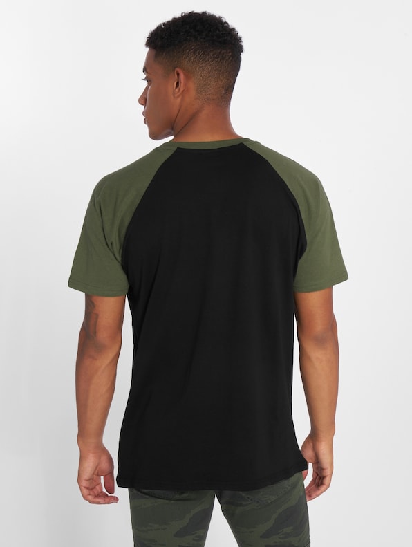 Raglan Contrast-2