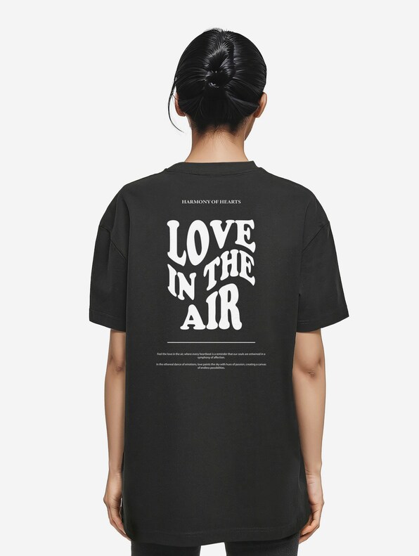 Merchcode Ladies Love In The Air Oversized Boyfriend T-Shirts-1