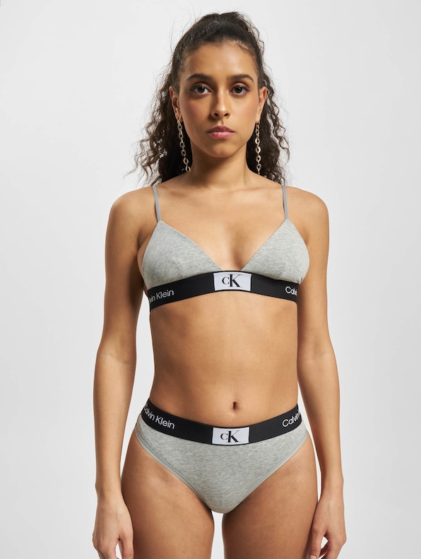 Unlined Triangle -2