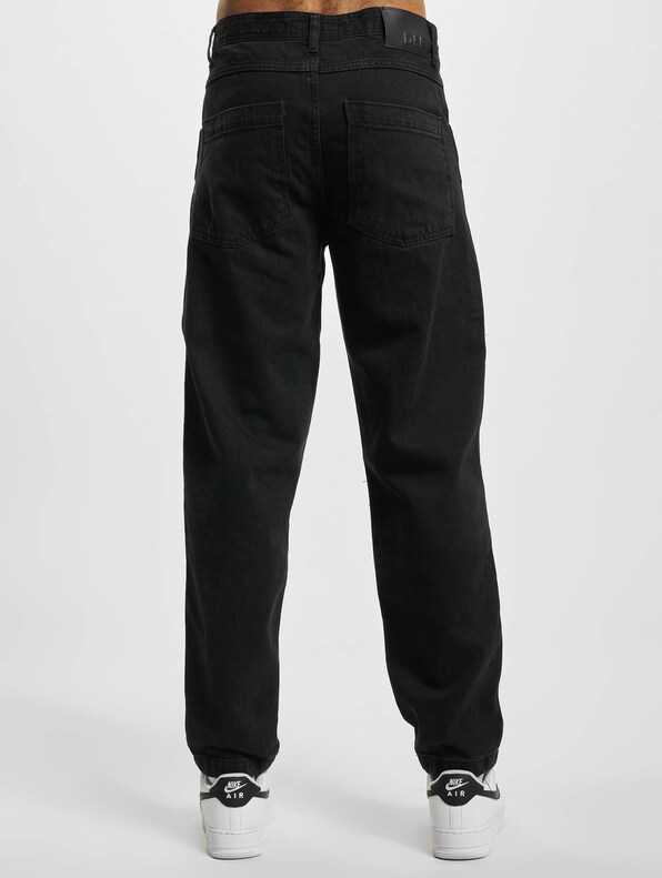 Tapered Loose Fit  -1