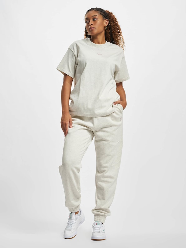 Cl Ae Archive Fit-4