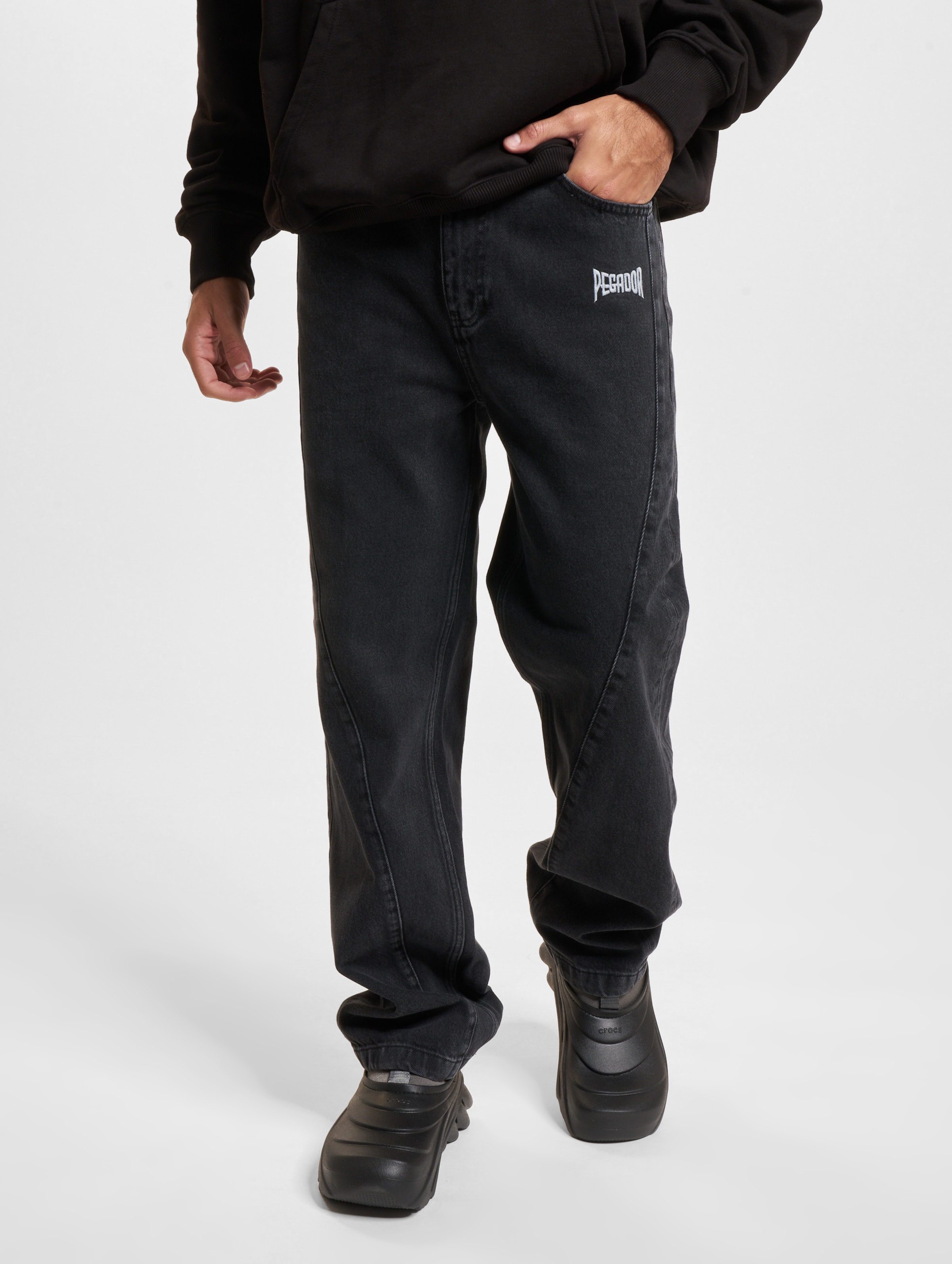 PEGADOR Valmar Baggy Jeans Männer,Unisex op kleur zwart, Maat 34