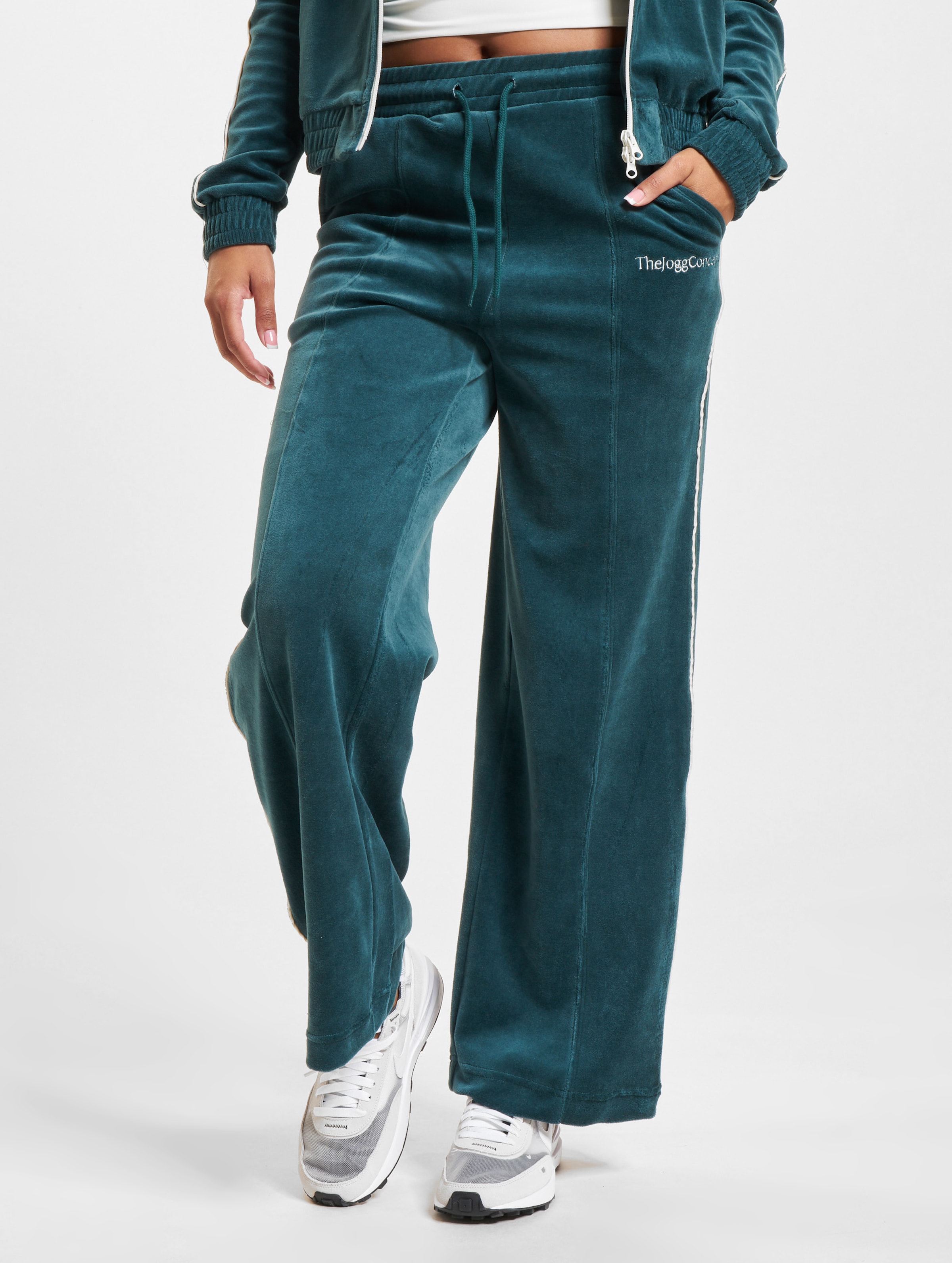 TheJoggConcept Sunna Jogginghosen op kleur groen, Maat L